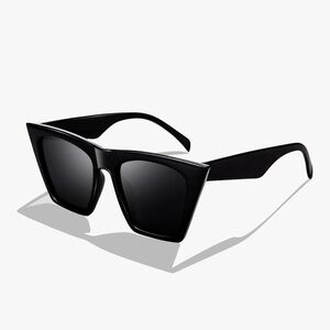 FEISEDY Vintage Black Square Cat Eye Sunglasses Women Trendy B2473
